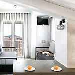 Poseidon Hotel apartamentowy 4*