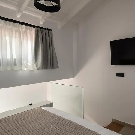 Aparthotel Poseidon 4*