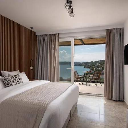 Poseidon Aparthotel 3*