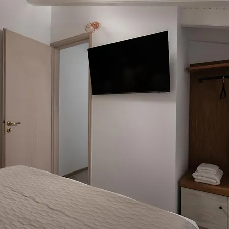 Poseidon Aparthotel Skiathos Town