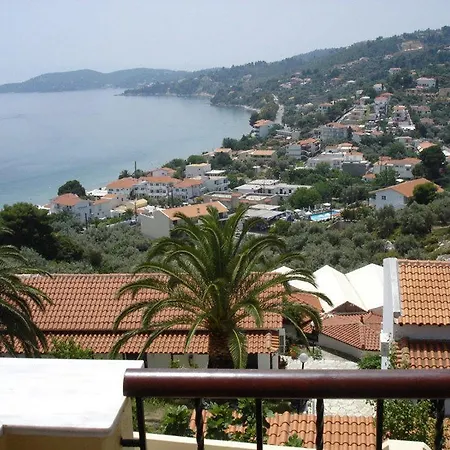Poseidon Apartahotel