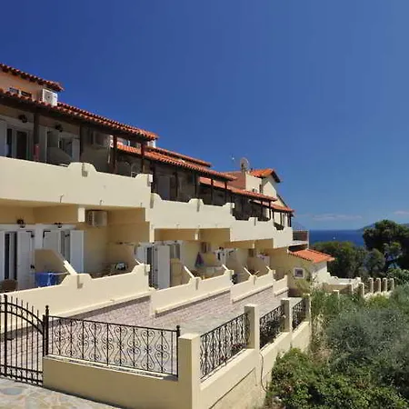 Apartahotel Poseidon 3*