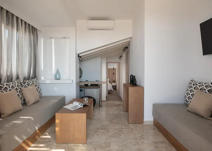 Poseidon Skiathos Town