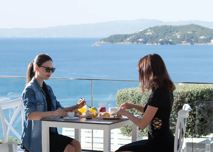 Poseidon Hotel apartamentowy 4*