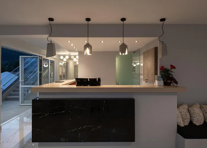 Aparthotel Poseidon Skiathos Town