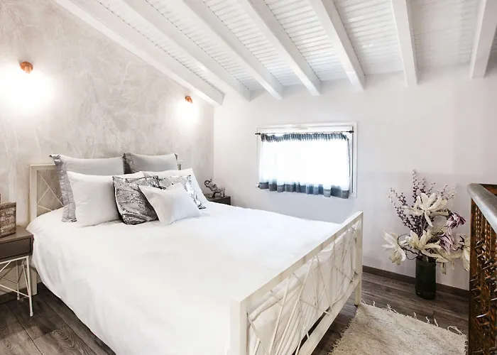 Poseidon Апарт-отель 4*